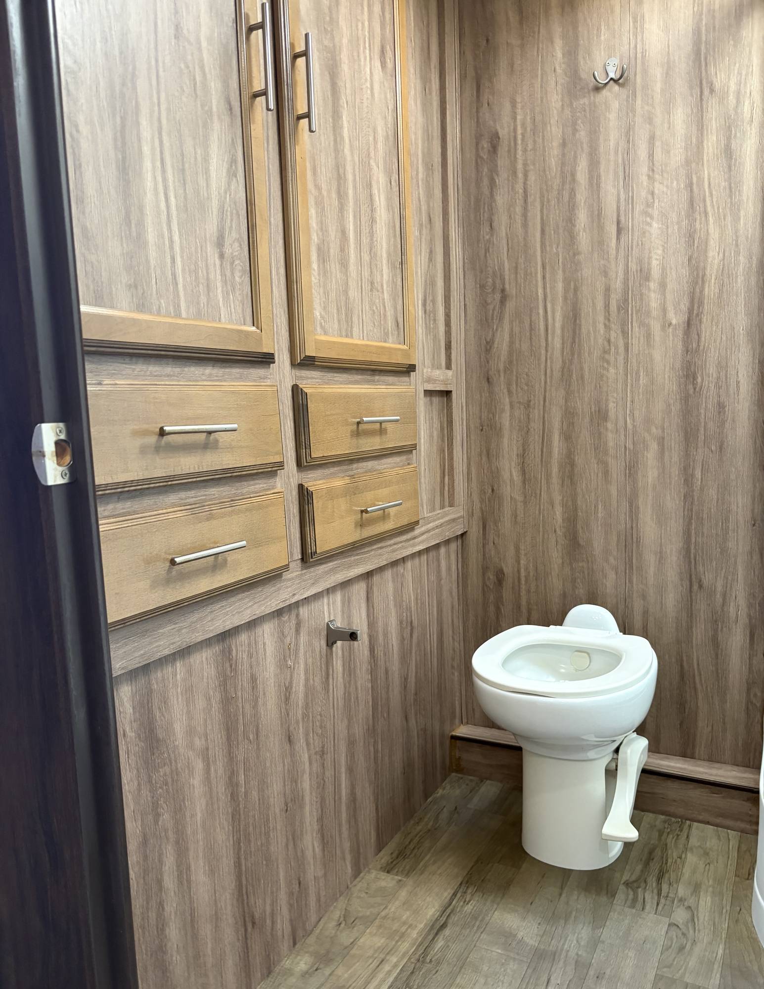 Image of Listing 6111