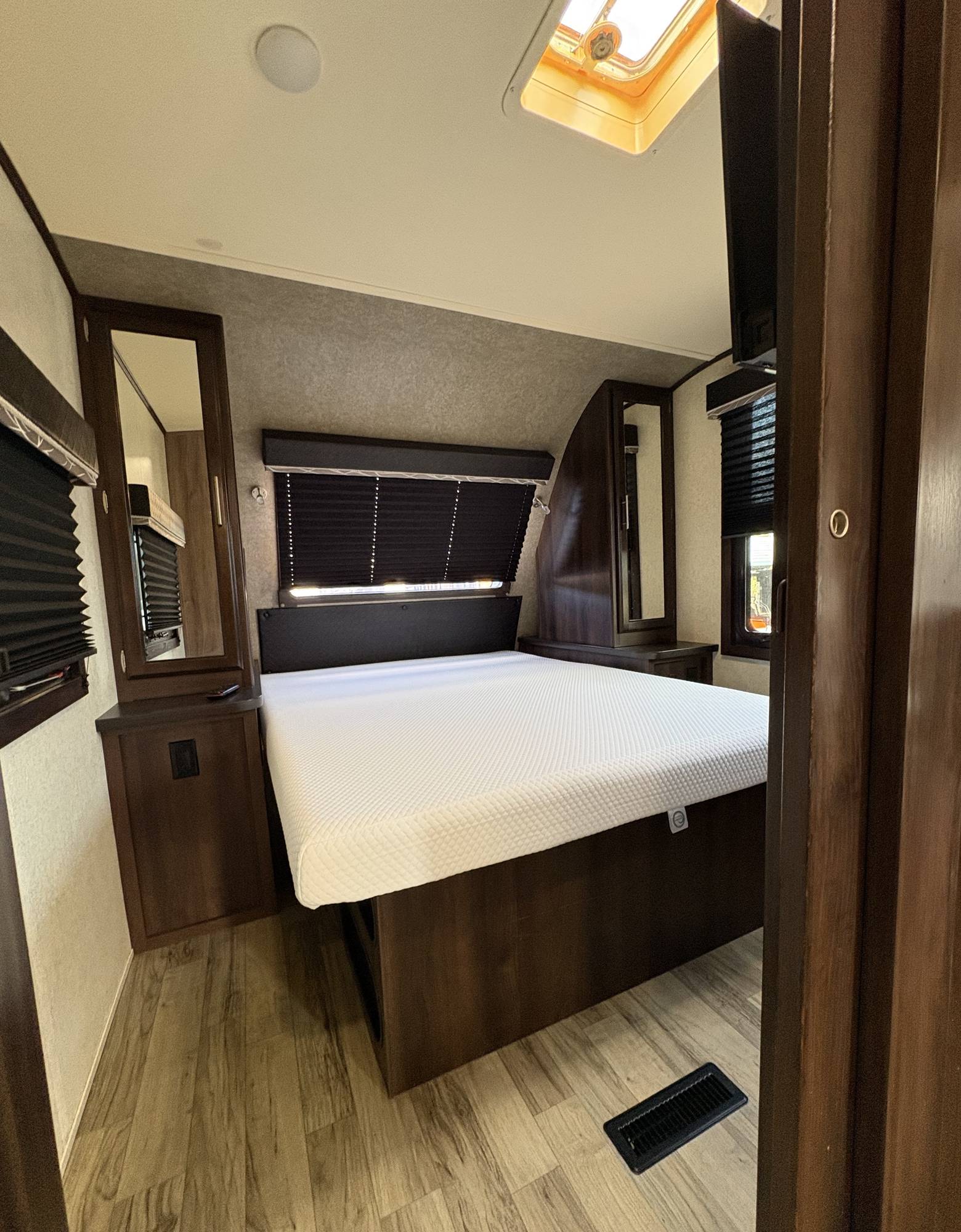 Image of Listing 6111